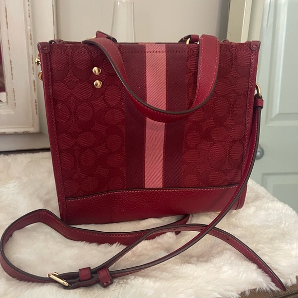 Coach small Red Tote Bag - Picture 4 of 8